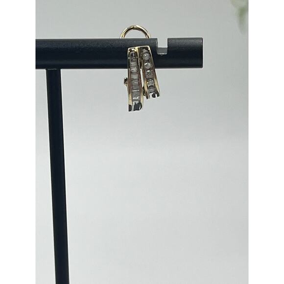 10K Yellow Gold 30 Diamonds Round  Baguette Channel Huggie Hoop Omega Earrings - Picture 12 of 12